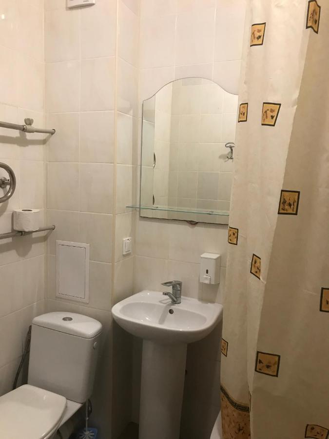 Hotel 18 Львов Экстерьер фото